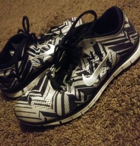 Womens Nike Free 5.0 Zig Zag Black and Silver